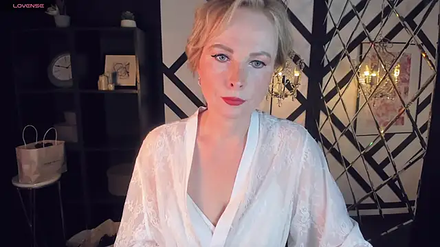 Sandra Kind online show from February 21, 2025, 5:35 am