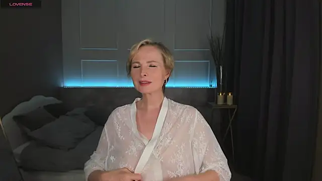 Sandra Kind online show from February 22, 2025, 12:18 pm