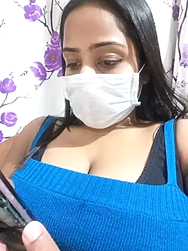 Snapshot of COZY_ROZI chatting on October 12, 2025, 5:47 pm COZY ROZI online show from October 12, 2025, 5:47 pm