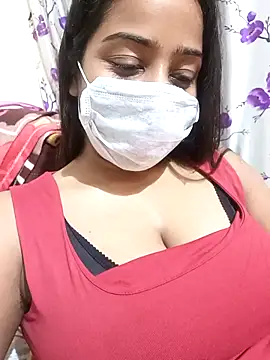 Snapshot of COZY_ROZI chatting on September 18, 2025, 5:49 pm COZY ROZI online show from September 18, 2025, 5:49 pm