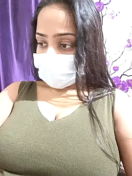 Snapshot of COZY_ROZI chatting on September 22, 2025, 4:24 pm COZY ROZI online show from September 22, 2025, 4:24 pm