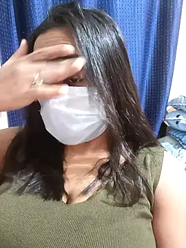 Snapshot of COZY_ROZI chatting on October 13, 2025, 3:46 pm COZY ROZI online show from October 13, 2025, 3:46 pm