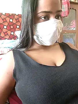 Snapshot of COZY_ROZI chatting on October 18, 2025, 6:26 am COZY ROZI online show from October 18, 2025, 6:26 am