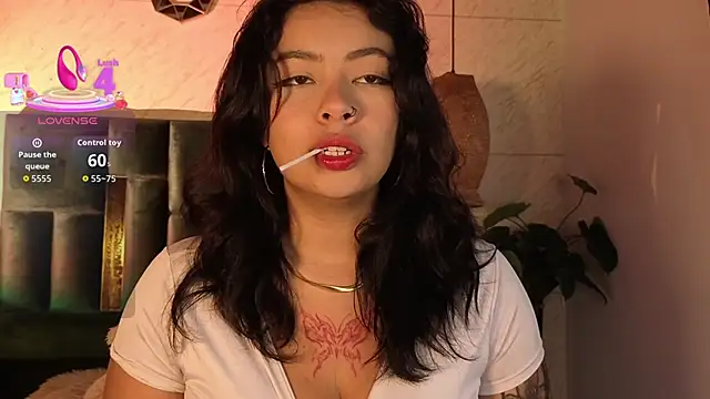 Snapshot of Susana_Williamss chatting on February 26, 2026, 9:04 pm Susana Williamss online show from February 26, 2026, 9:04 pm