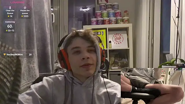 PainterHase online show from February 17, 2025, 6:06 pm