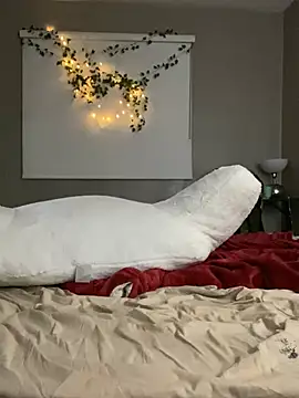 PersianCream77 online show from February 21, 2025, 10:07 am