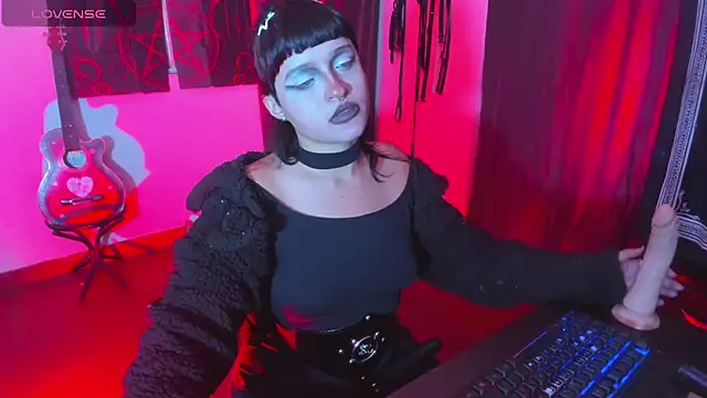 OnyxDiosaGotica online show from July 9, 2026, 4:02 am