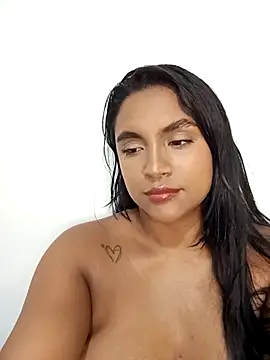 victoria roussee online show from February 27, 2025, 7:51 am