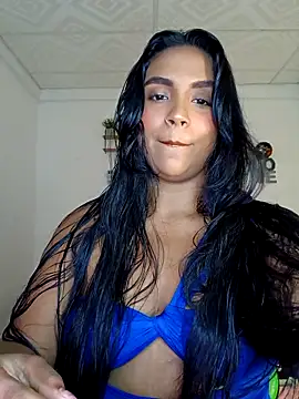 victoria roussee online show from September 12, 2025, 1:22 pm