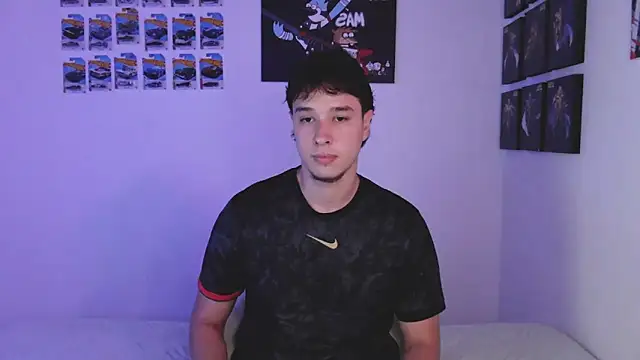 jack walker190 online show from April 8, 2026, 4:25 am