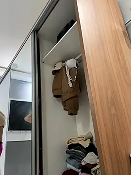 segb online show from October 10, 2025, 6:20 pm