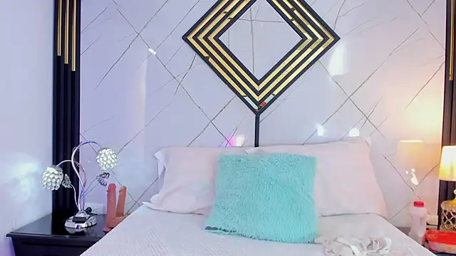 Snapshot of EmilyDiaaz chatting on September 29, 2025, 12:22 pm EmilyDiaaz online show from September 29, 2025, 12:22 pm