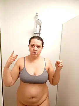 Snapshot of Conejta chatting on March 18, 2025, 12:06 pm Conejta online show from March 18, 2025, 12:06 pm