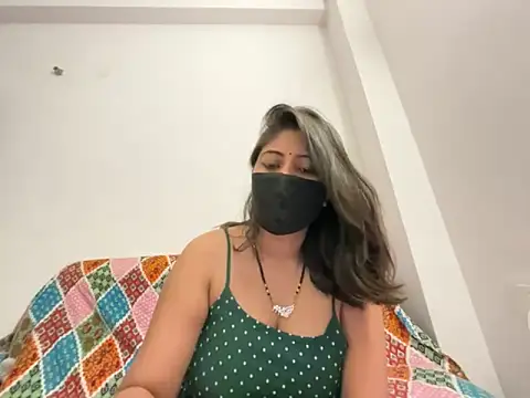 Snapshot of okbent chatting on September 24, 2025, 3:29 pm okbent online show from September 24, 2025, 3:29 pm