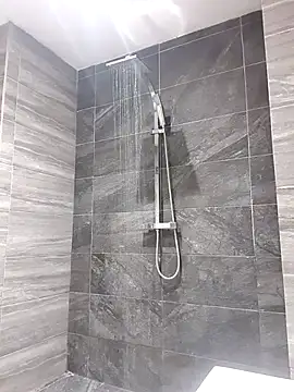 Snapshot of Mrnutella chatting on February 19, 2025, 7:05 pm Mrnutella online show from February 19, 2025, 7:05 pm