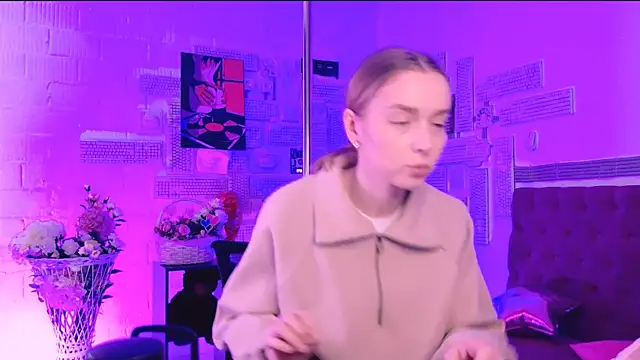 JenniferGraces online show from March 3, 2025, 8:19 am