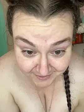 HTXBELLE online show from March 8, 2025, 6:32 am