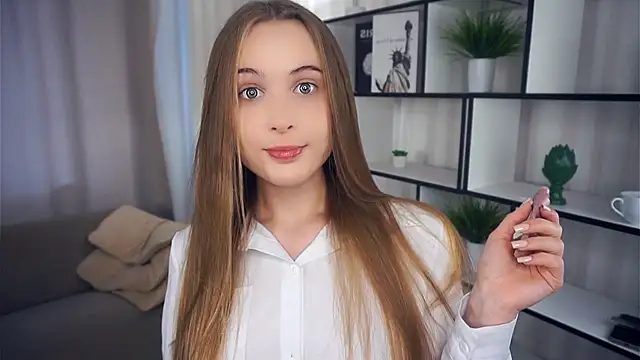 QuennaCoote online show from October 2, 2025, 9:01 am