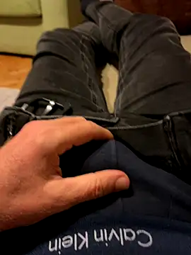 Snapshot of albatros70 chatting on November 10, 2025, 4:23 pm albatros70 online show from November 10, 2025, 4:23 pm