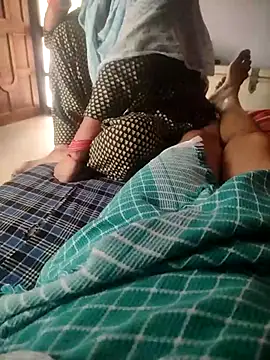 indian couple4 online show from November 2, 2025, 2:38 am