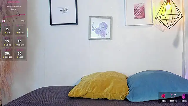 Snapshot of iiangel_ chatting on October 7, 2025, 3:40 am iiangel  online show from October 7, 2025, 3:40 am