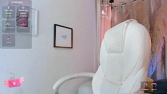 Snapshot of iiangel_ chatting on September 17, 2025, 11:45 am iiangel  online show from September 17, 2025, 11:45 am