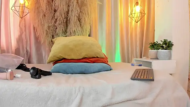 Snapshot of iiangel_ chatting on September 16, 2025, 3:02 pm iiangel  online show from September 16, 2025, 3:02 pm