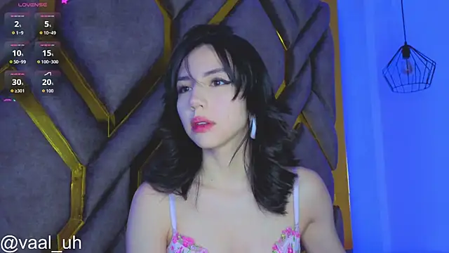 Valuh Blake online show from December 17, 2025, 12:43 pm