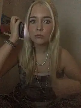 Snapshot of Blondie_Sofia_Essexbabe chatting on October 5, 2025, 10:55 pm Blondie Sofia Essexbabe online show from October 5, 2025, 10:55 pm