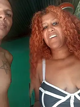 Snapshot of shirlihot chatting on October 17, 2025, 1:35 pm shirlihot online show from October 17, 2025, 1:35 pm