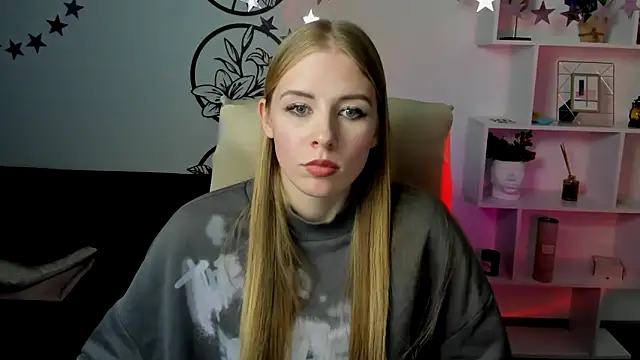 Snapshot of AnnNorriss chatting on March 5, 2025, 5:08 pm AnnNorriss online show from March 5, 2025, 5:08 pm