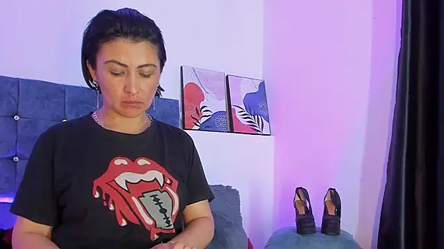 Snapshot of lilith_catt chatting on February 26, 2025, 1:57 am lilith catt online show from February 26, 2025, 1:57 am