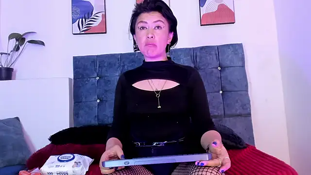 Snapshot of lilith_catt chatting on March 12, 2025, 1:58 am lilith catt online show from March 12, 2025, 1:58 am