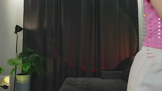 Snapshot of Nerdy_Amy chatting on October 26, 2025, 4:51 pm Nerdy Amy online show from October 26, 2025, 4:51 pm