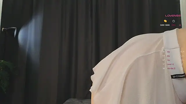 Snapshot of Nerdy_Amy chatting on October 1, 2025, 3:49 pm Nerdy Amy online show from October 1, 2025, 3:49 pm