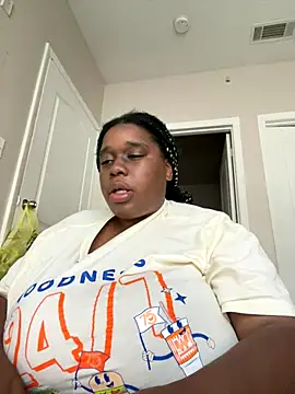 Snapshot of Deshay30 chatting on September 21, 2025, 9:09 pm Deshay30 online show from September 21, 2025, 9:09 pm