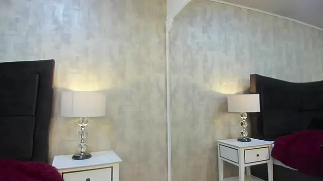 Snapshot of NahomyCarther chatting on October 12, 2025, 3:41 am NahomyCarther online show from October 12, 2025, 3:41 am