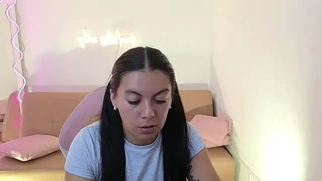 Coraline tay online show from February 27, 2025, 6:57 am