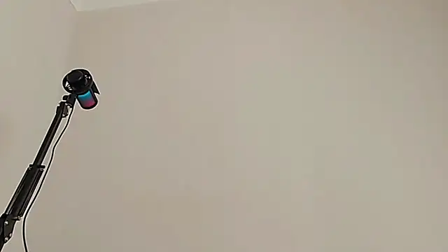 Snapshot of Elise_Nyx chatting on October 17, 2025, 12:07 pm Elise Nyx online show from October 17, 2025, 12:07 pm