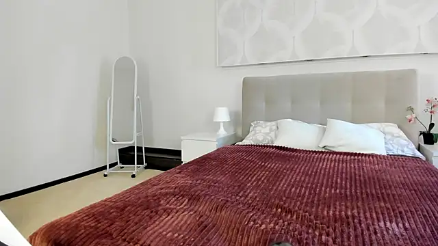 Sandra Wi1son online show from March 19, 2026, 8:03 am