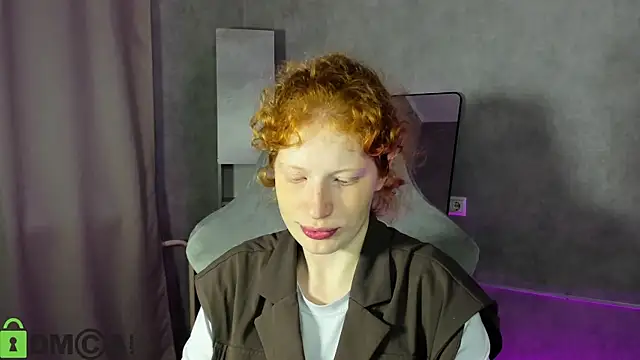 Sandra Wi1son online show from September 11, 2025, 1:27 am