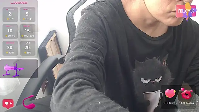 Sexyqueen mature  online show from October 19, 2025, 5:16 pm