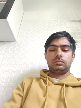 andreiiiii2025 online show from May 12, 2026, 5:48 am