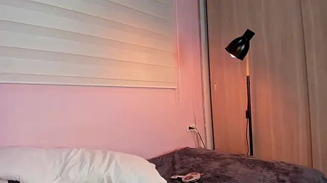 Snapshot of emily_sweett24 chatting on March 8, 2025, 1:06 am emily sweett24 online show from March 8, 2025, 1:06 am