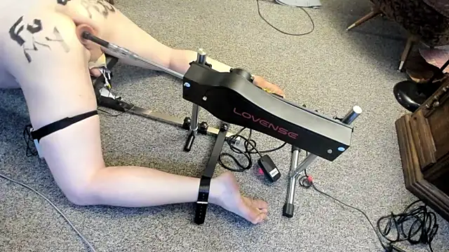 Snapshot of YourToy199 chatting on October 18, 2025, 10:12 pm YourToy199 online show from October 18, 2025, 10:12 pm