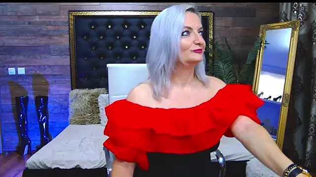 Snapshot of LadyTouch chatting on March 19, 2025, 1:10 am LadyTouch online show from March 19, 2025, 1:10 am