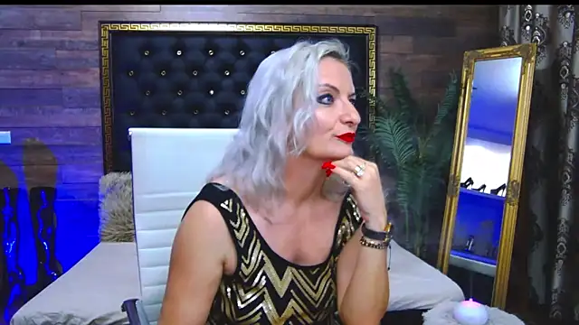 Snapshot of LadyTouch chatting on March 13, 2025, 11:59 pm LadyTouch online show from March 13, 2025, 11:59 pm