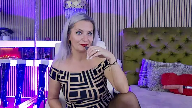 Snapshot of LadyTouch chatting on September 23, 2025, 12:50 am LadyTouch online show from September 23, 2025, 12:50 am