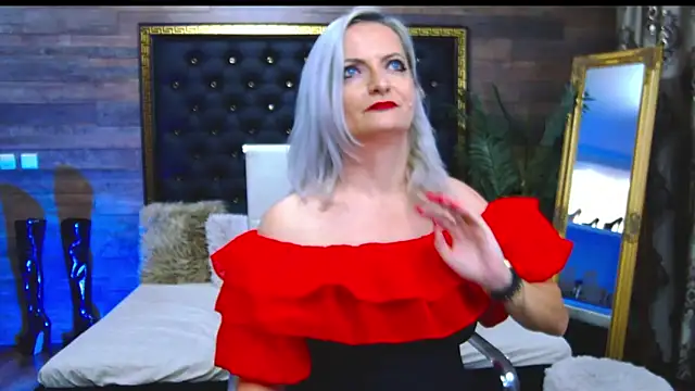 Snapshot of LadyTouch chatting on March 19, 2025, 4:14 am LadyTouch online show from March 19, 2025, 4:14 am