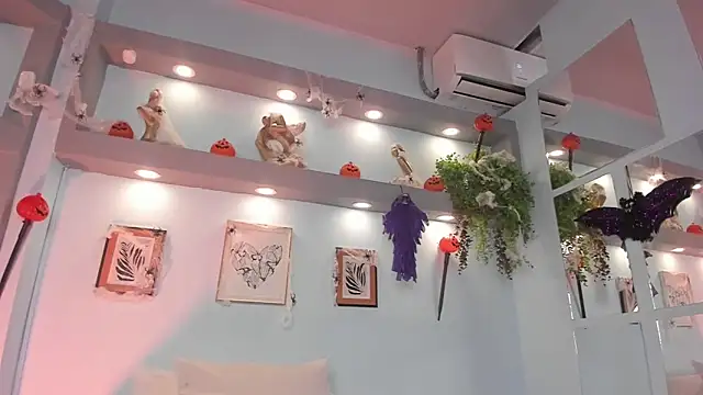 MeliissaAdams online show from October 8, 2025, 3:13 pm